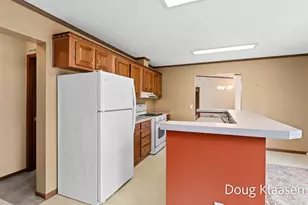 15707 New Holland St, Holland, MI 49424 - Photo 6