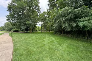 10565 Pierport Dr, Portage, MI 49024 - Photo 14