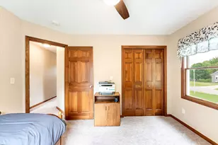 9447 Prairie Ridge Ct, Zeeland, MI 49464 - Photo 24