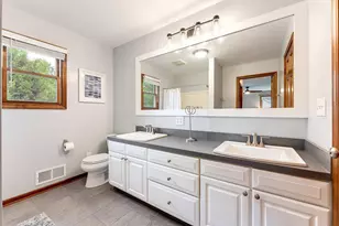 9447 Prairie Ridge Ct, Zeeland, MI 49464 - Photo 22