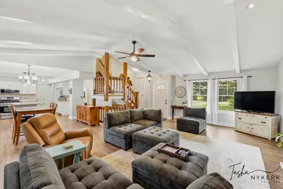 15849 Ryan Drive, Holland, MI 49424 - Photo 14
