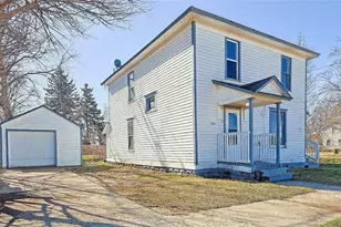 233 Delaware Ave, Muskegon, MI 49442 - Photo 1