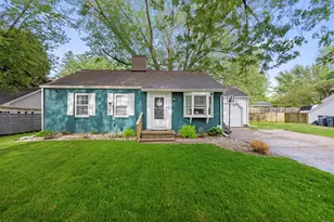 3425 Cambridge Ave, Jackson, MI 49203 - Photo 2