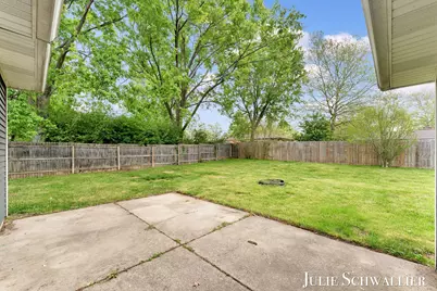 4300 Fuller Avenue SE, Grand Rapids, MI 49508 - Photo 28