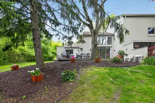 2202 Applewood Ct, Ann Arbor, MI 48103 - Photo 40