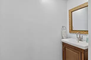 2202 Applewood Ct, Ann Arbor, MI 48103 - Photo 20