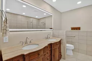 2202 Applewood Ct, Ann Arbor, MI 48103 - Photo 16