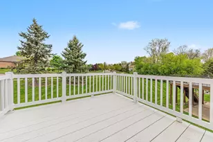 3843 Fox Glen Dr, Ann Arbor, MI 48108 - Photo 8
