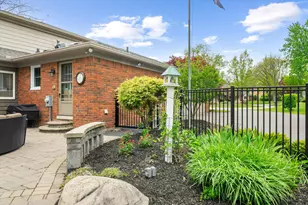 2595 Fox Chase Dr, Troy, MI 48098 - Photo 86