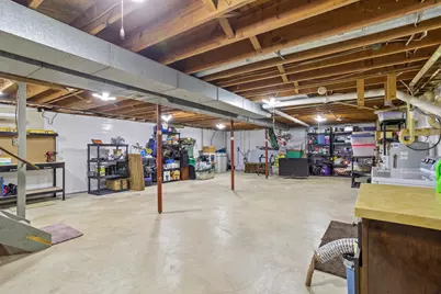 14135 Helmer Road S, Battle Creek, MI 49015 - Photo 18