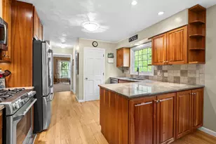 314 Watkins Ln, Battle Creek, MI 49015 - Photo 12