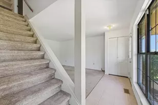 31890 Ivy Ln, Warren, MI 48093 - Photo 8