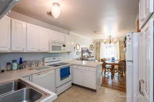 1249 Lakeshore Dr, Muskegon, MI 49441 - Photo 4