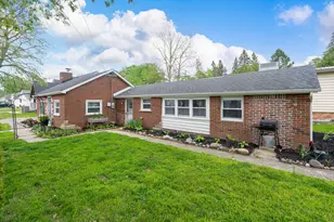 276 E Gates St, Romeo, MI 48065 - Photo 4