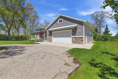 16773 McLeans, Spring Lake, MI 49456 - Photo 2