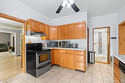 130 W Cherry Street, Wayland, MI 49348 - Photo 14