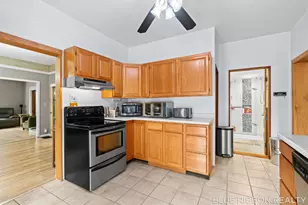 130 W Cherry St, Wayland, MI 49348 - Photo 14