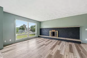 11300 Elizabeth Dr, Three Rivers, MI 49093 - Photo 6