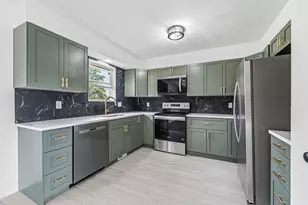 11300 Elizabeth Dr, Three Rivers, MI 49093 - Photo 8