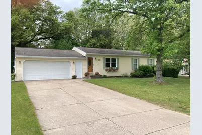 1785 Woodrun Drive SE, Lowell, MI 49331 - Photo 2