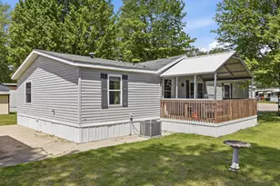 166 Aspen St NE, Cedar Springs, MI 49319 - Photo 4
