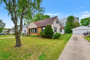 1308 Ellsmere St NE, Grand Rapids, MI 49505 - Photo 2