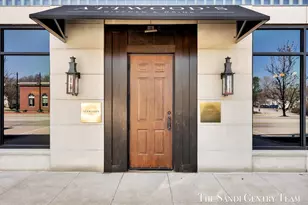 110 W Savidge St, Spring Lake, MI 49456 - Photo 4