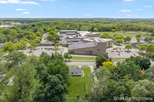 1635 Burton St SE, Grand Rapids, MI 49506 - Photo 34