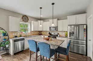 5540 Radiant Ave, Howell, MI 48855 - Photo 8