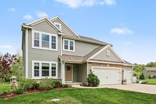 5540 Radiant Ave, Howell, MI 48855 - Photo 2