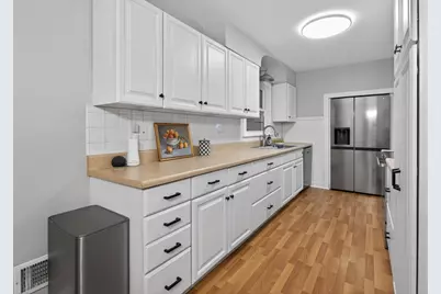 1346 W Marquette Woods Road, Saint Joseph, MI 49085 - Photo 18