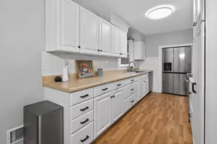 1346 W Marquette Woods Rd, Saint Joseph, MI 49085 - Photo 18