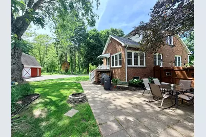 1346 W Marquette Woods Road, Saint Joseph, MI 49085 - Photo 4