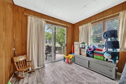 527 N Boltwood Street, Hastings, MI 49058 - Photo 14