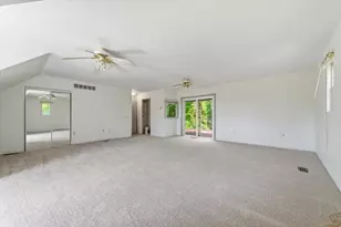 9949 Crofoot Rd, Fowlerville, MI 48836 - Photo 24
