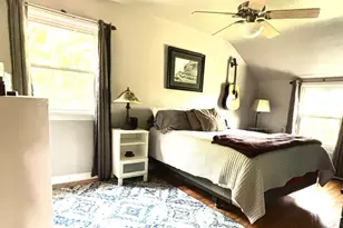 404 Cedar St, Three Oaks, MI 49128 - Photo 12