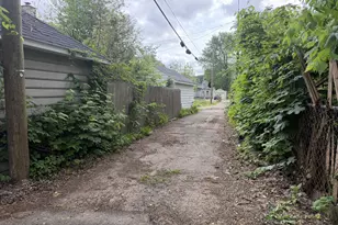905 Bryant St, Kalamazoo, MI 49001 - Photo 24