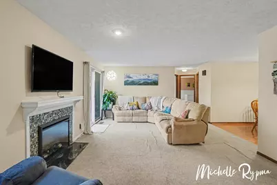 840 Brook Village Court, Holland, MI 49423 - Photo 8