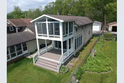 11287 Ullrey Drive, Vicksburg, MI 49097 - Photo 2