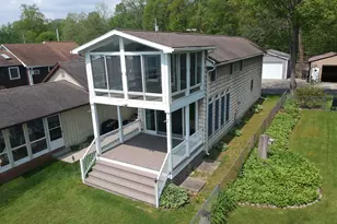 11287 Ullrey Dr, Vicksburg, MI 49097 - Photo 2