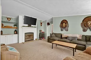 6820 Fuller Rd, Greenville, MI 48838 - Photo 10