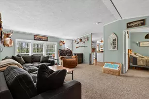 6820 Fuller Rd, Greenville, MI 48838 - Photo 12
