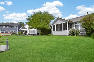 604 N Cygnet Lake Dr, Benton Harbor, MI 49022 - Photo 4