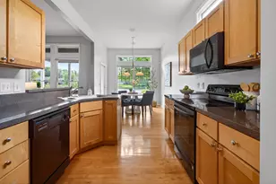 604 N Cygnet Lake Dr, Benton Harbor, MI 49022 - Photo 14
