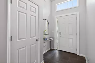 604 N Cygnet Lake Dr, Benton Harbor, MI 49022 - Photo 6