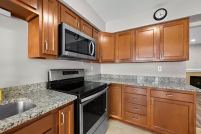 5353 Wright Way W, West Bloomfield, MI 48322 - Photo 10