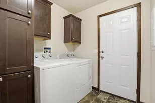 140 Tamarack Ave NE, Cedar Springs, MI 49319 - Photo 24