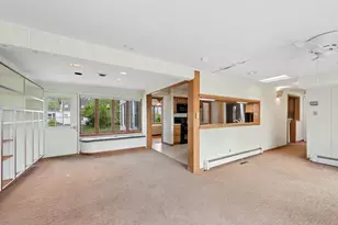 415 Ridgeway St, Saint Joseph, MI 49085 - Photo 6