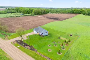 10591 Hastings Rd, Clarksville, MI 48815 - Photo 32