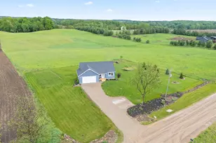 10591 Hastings Rd, Clarksville, MI 48815 - Photo 2